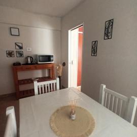 Casa Serena Dpto totalmente equipado Confortable Luminoso Buena ubicación, hotelli kohteessa Munro