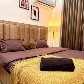 Luxe Label Studio by Sam, hotel in Zirakpur