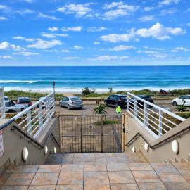 32 Warnadoone- On Warner beach-Amanzimtoti, hotel in Kingsburgh