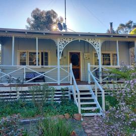 Forest Edge Cottage Dwellingup, Hotel in Dwellingup