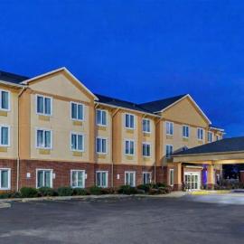 Springplace Inn & Suites