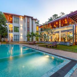 River Shades Hotel