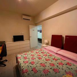 CarloAlberto23- Rooms by Homes in Ancona, hotel u Anconi