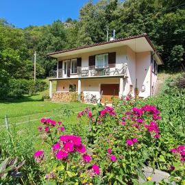 Nanus Sommerfrische, hotel a Hardegg