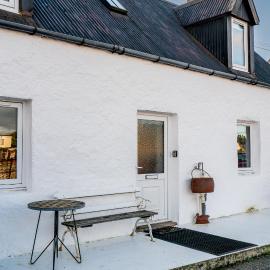 Isle of Skye Cottage, hotel en Kyleakin