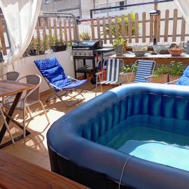 Apart 1º & Spa and Parking in Calella, Barcelona، فندق في كليلة