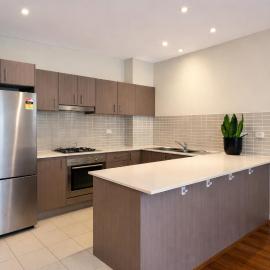 Cozy Apartment with large courtyard, hotelli kohteessa Sydney