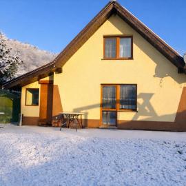 Domek u Hani - domek 6 osobowy, z ogrodem i tarasem, Wisła