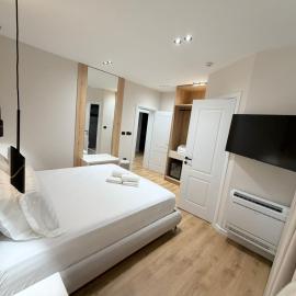Velour Boutique Hotel Durres, hotel in Durrës