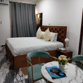 First HR Hotel, מלון בPrampram
