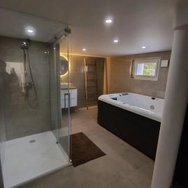 Suite romantique avec spa privatif