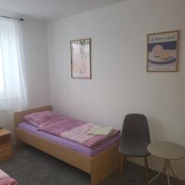 Komárov Apartment 2, hotel din Komárov