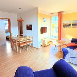 Fewo Seelenfrieden 2 - mit Terrasse und Parkplatz, hotel em Alt Reddevitz