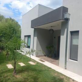 Muana Escobar, hotel in Belén de Escobar