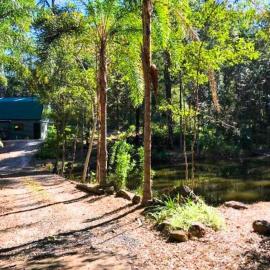 LAKE VIEW CHALET Australia Zoo close by, hotel in Landsborough