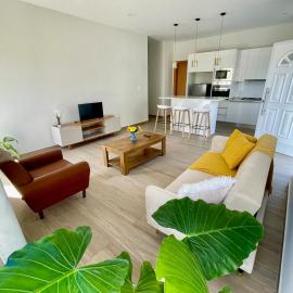 Brand New 2-Bedroom Apartment with AC & Fast Wi-Fi، فندق في ساو فيليبي