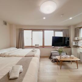 Ikeda Ueno 301 Family Room