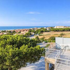 ULVF Les Romarins, hotel in Fleury