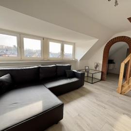 Modernes Apartment auf 2 Etagen, 2 Schlafzimmer