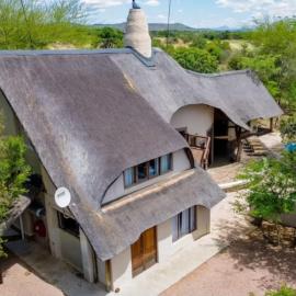 76 Zebula- Premium Luxurious Villa in Bela-Bela!, Hotel in Bela-Bela