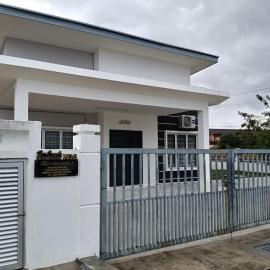 Seri Cempaka Homestay