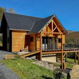 Gorgeous Wooden Chalet Near Lourdes