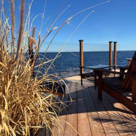 Comfort & Stunning Lake View - Vaela, hotel in Chambord