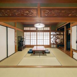 Dazai-fu Japanese-style residence Spacious 5LDK for up to 16 people Enjoy a comfortable stay with 2 parking spaces and 3 bathrooms