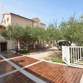 Apartment and Rooms Mrkovic Top Lokacija i Parking