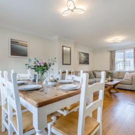 3 Bed in Padstow oc-p00175