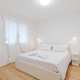 GINO SUITES - Bilocali Luxury - Appartamenti vicini a Rho Fiera e Milano, hotel Bollatéban