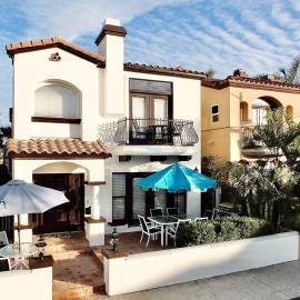 Beauty by the Beach - SoCal Fun: Long Beach'te bir otel