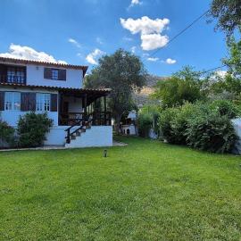 All-season Maison Nea Makri