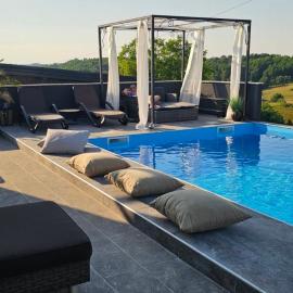 Villa Aida, Hotel in Cazin