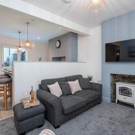 Townhouse by the sea - Y Felinheli, hotel u gradu 'Y Felinheli'