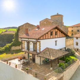 Gran casa rural con barbacoa ideal para familias