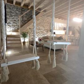 Love room- Le Cocon Osé, hotel in Autun