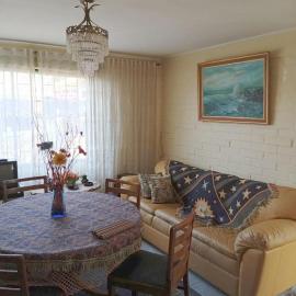 Casa familiar en Viña, acogedora a pasos de todo, hotel in Viña del Mar
