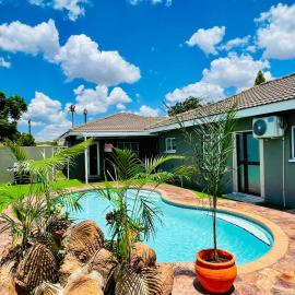 Que Self Catering Apartments - Block7