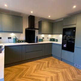 Cozy Bedford Home with 3 Bedrooms, hotel in Bedford