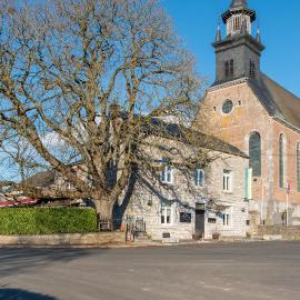 B&B - Hotel Le vieux marronnier, хотел в Foy-Notre-Dame