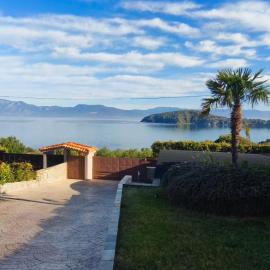 Sea & Mountain View Apartment