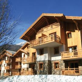 Très bel appartement à Serre Chevalier proche centre station et pistes – hotel w mieście Saint-Chaffrey