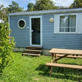 Mobil-Home 2 pers à Angicourt - API-1-52-1687, hotel in Angicourt