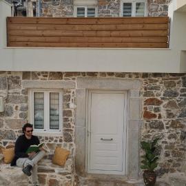 MENELAUS Stone House