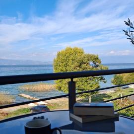 Nautica apartments&studios – hotel w mieście Peštani