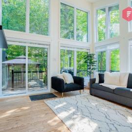 La Casa Ibéricos - Chalet Animaux acceptés à Pont Rouge - Resort près de Québec, khách sạn ở Pont-Rouge
