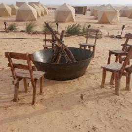 Camp ainelseid, hotelli kohteessa Kebili