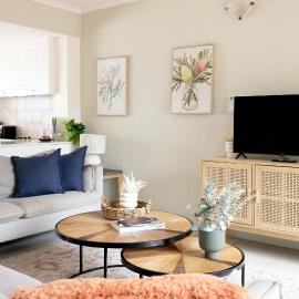 Spacious Noosa Parade villa walking distance to Hastings St and Main Beach