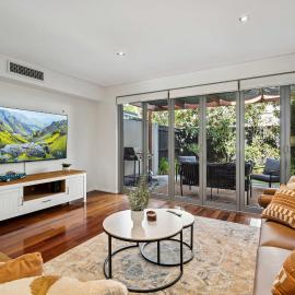 Two Waters House - Walk to Leighton Beach, Free Parking